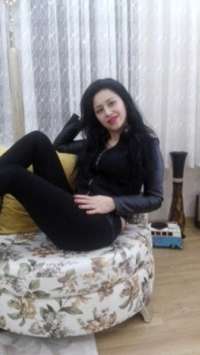 Ayvalık Grup Yapan Escort Cinsel Hayatına Farklılıklar Katıyor